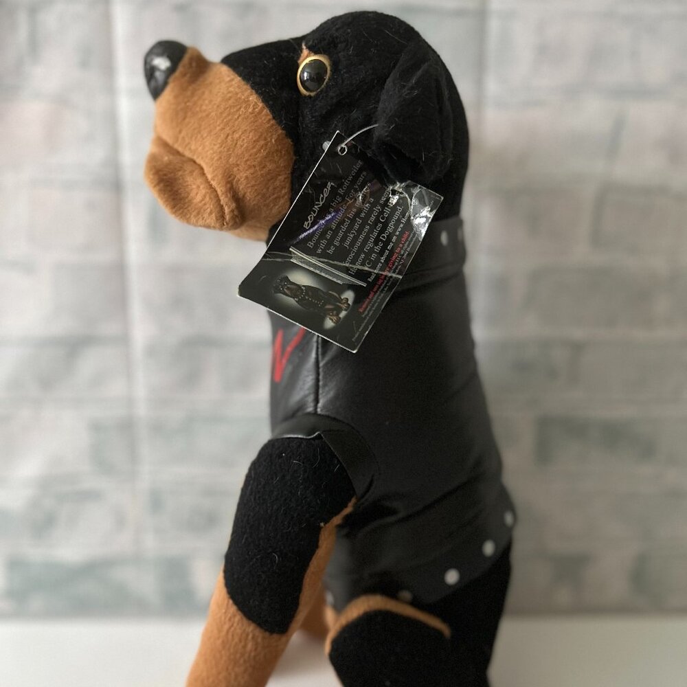 DOGPOUND ROTTWEILER DOG STUFFED ANIMAL - Picture 5 of 5